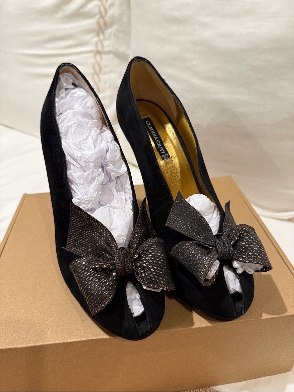 Claudia Ciuti Black Suede Peep-Toe Pumps with Decorative Bow